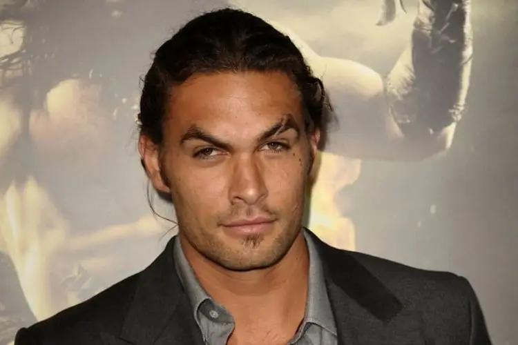 Menyabet Gelar Wajah Paling Tampan 2018, Ini Transformasi Jason Momoa