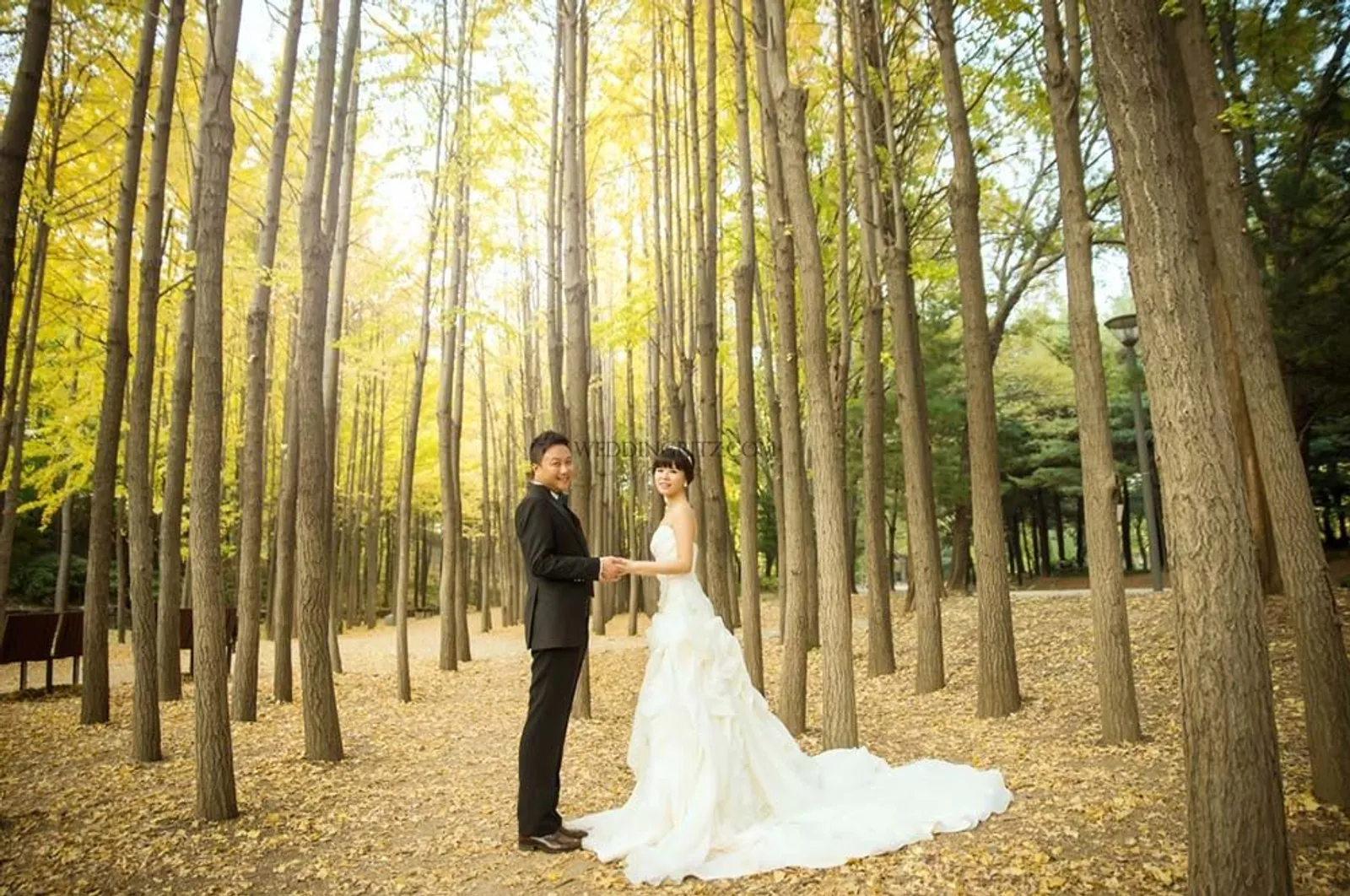 7 Inspirasi Foto Pre-Wedding Outdoor Murah dan Unik