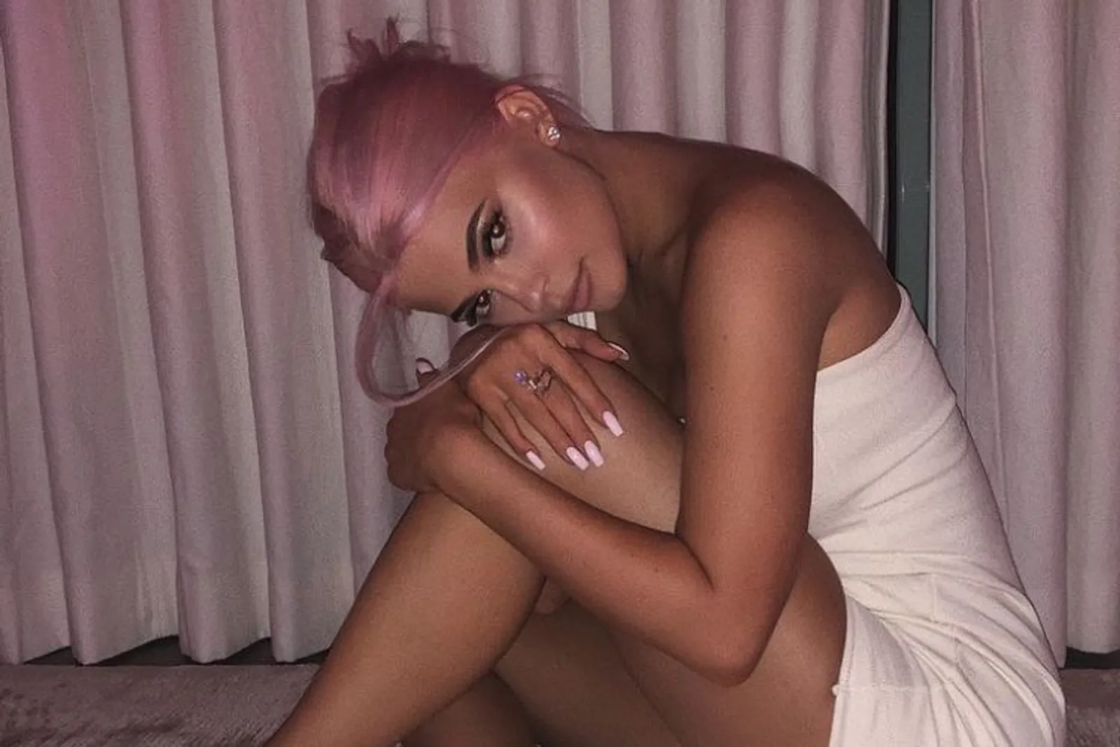 9 Warna Rambut Kylie Jenner yang Jadi Favorit Popbela