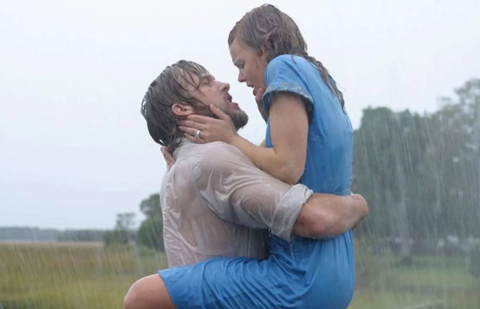 Cuma Ada di Film, 5 Adegan Romantis Ini Sebaiknya Nggak Kamu Tiru