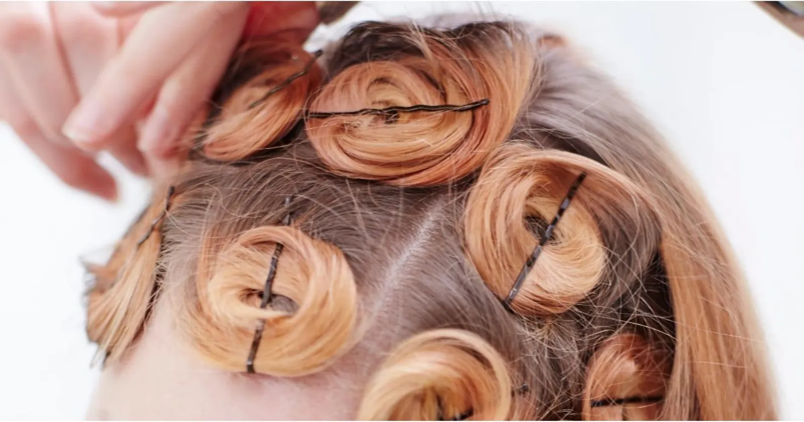 5 Cara Alami Mengeriting Rambut Tanpa Perlu ke Salon