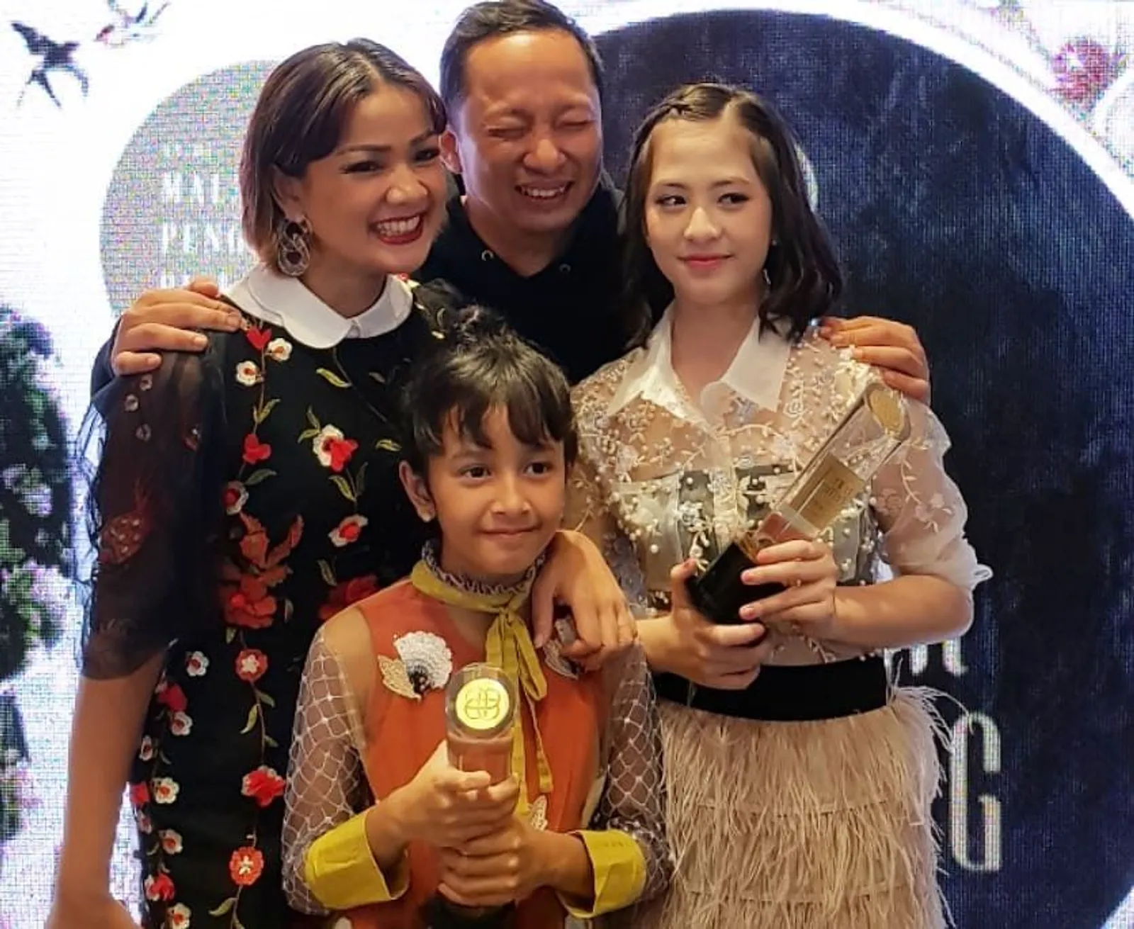 Baru 2 Minggu Tayang, Keluarga Cemara Raih 6 Penghargaan di Piala Maya