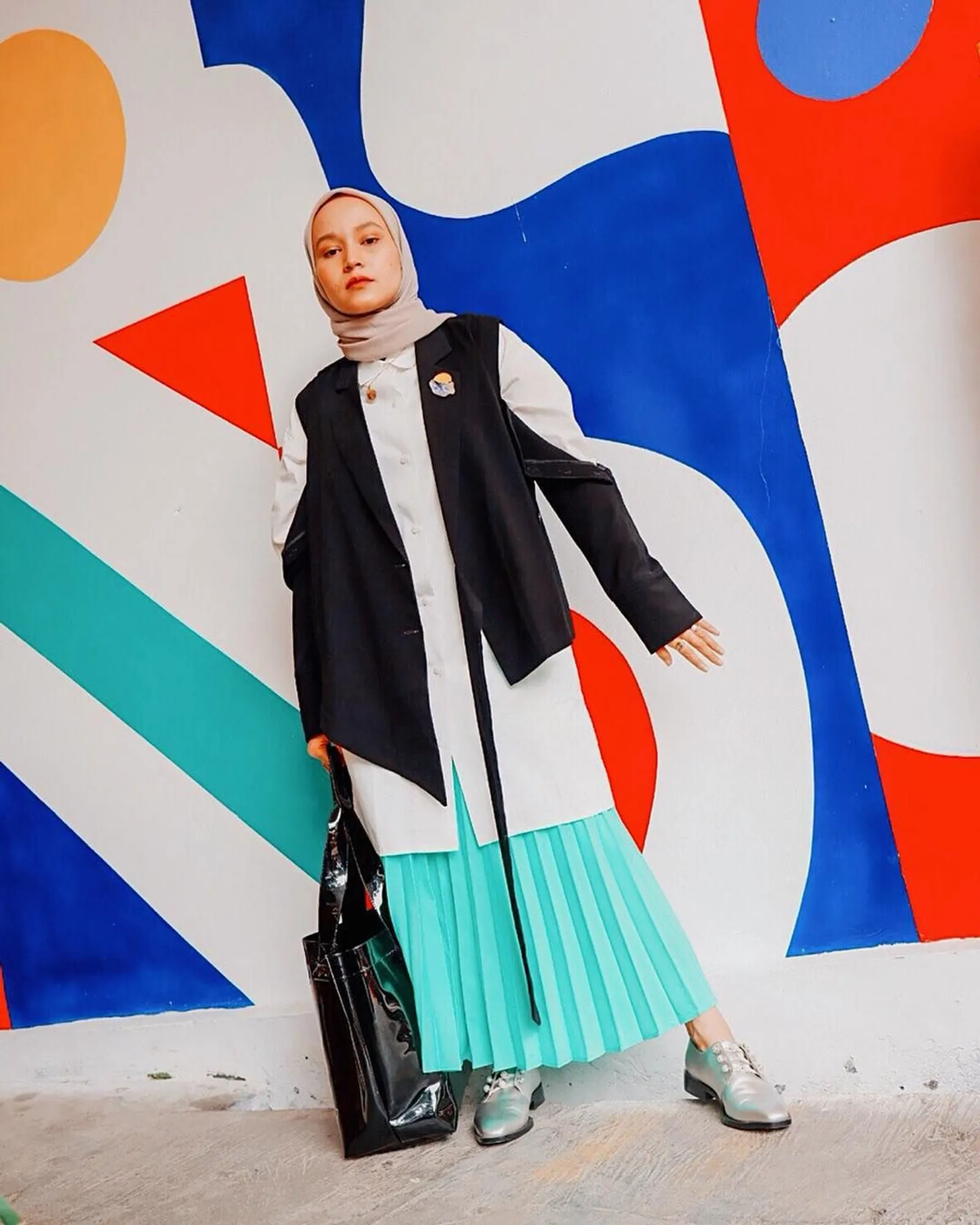 Tampil Lebih Ekstra, Simak 5 OOTD Hijab A la Selebgram Ini Yuk