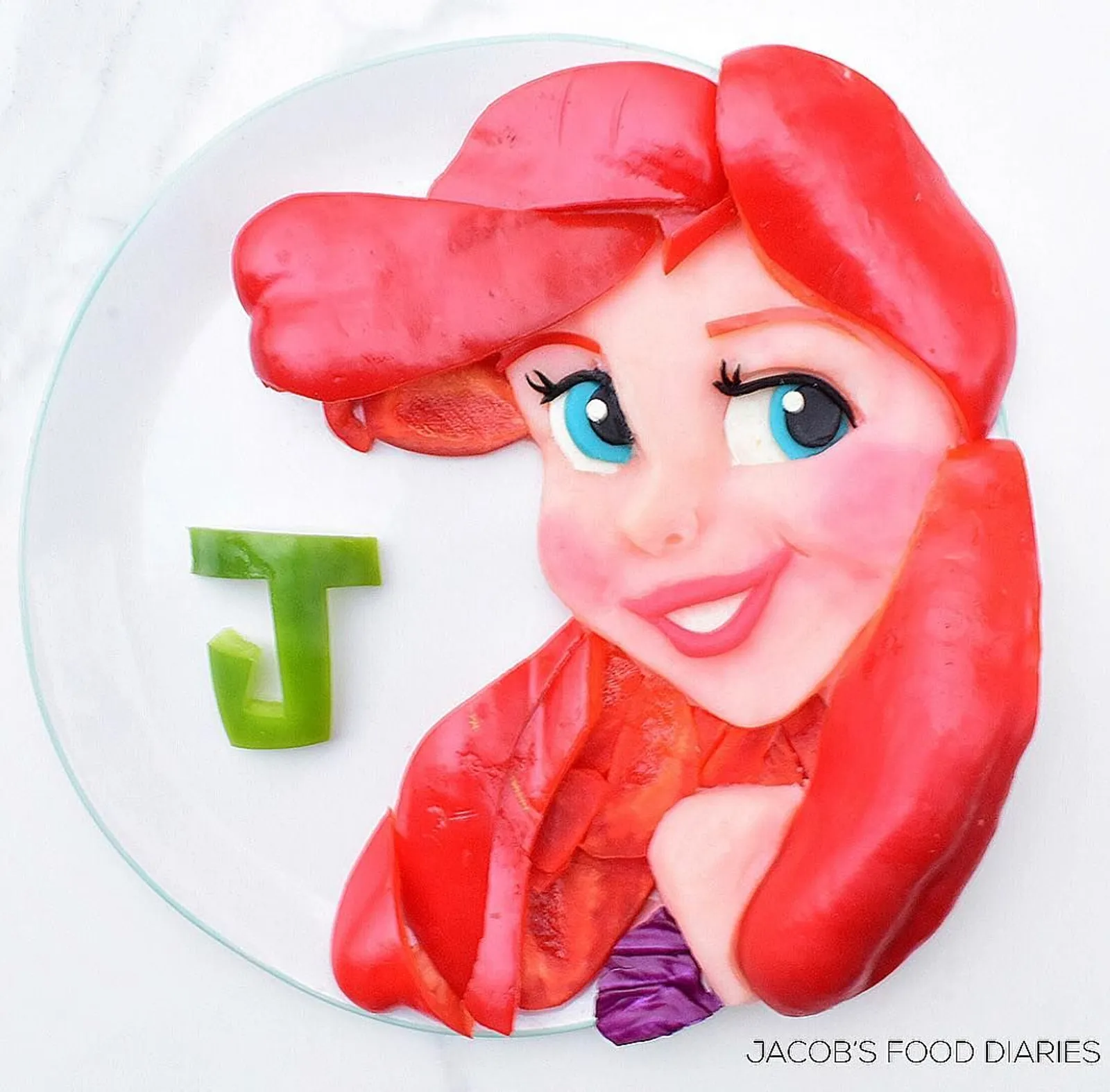 Yummy! Pria Ini Buat Lukisan 7 Tokoh Disney dari Bahan Makanan