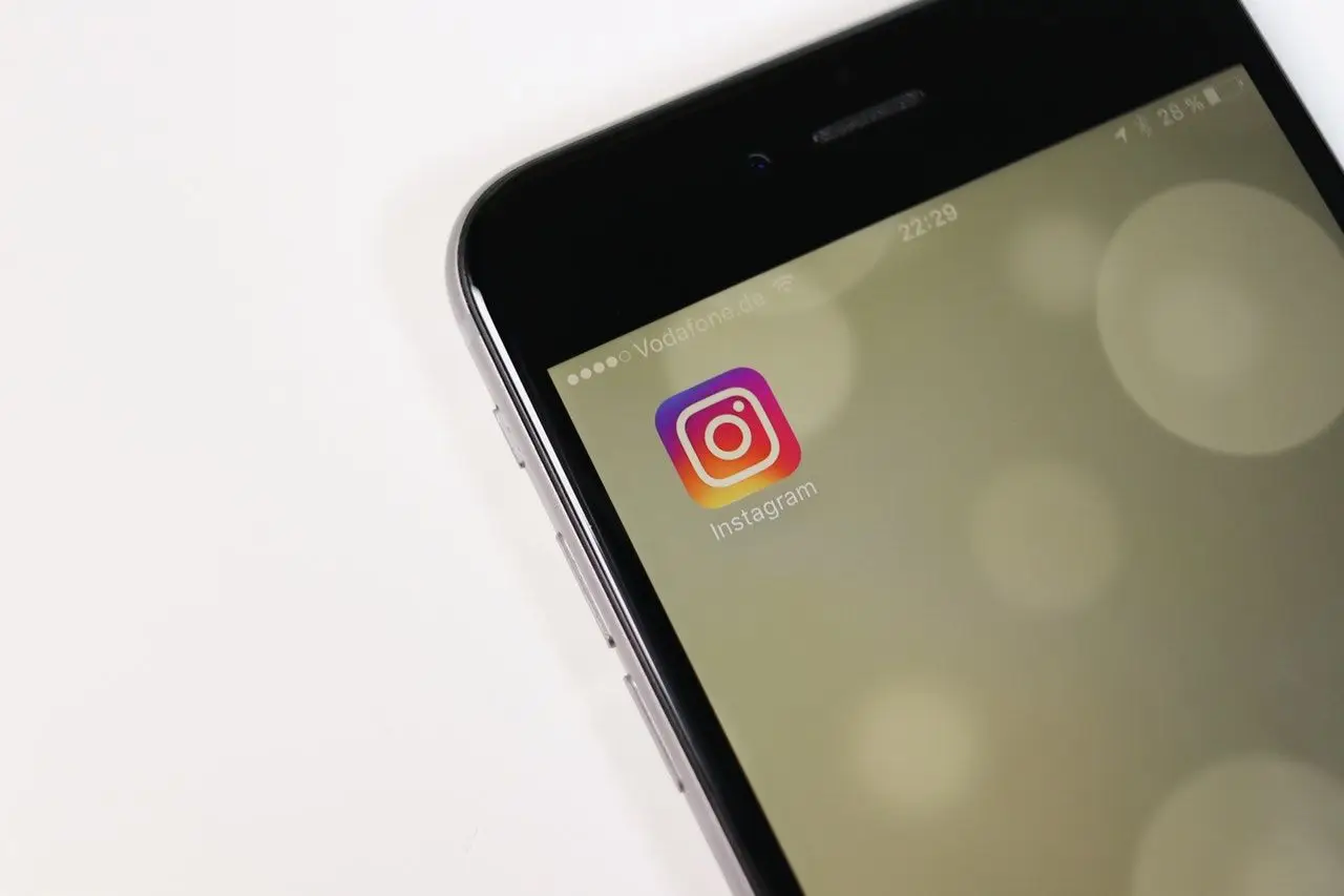 Selebgram Kehilangan Ribuan Followers, Instagram Bersih-Bersih Akun?