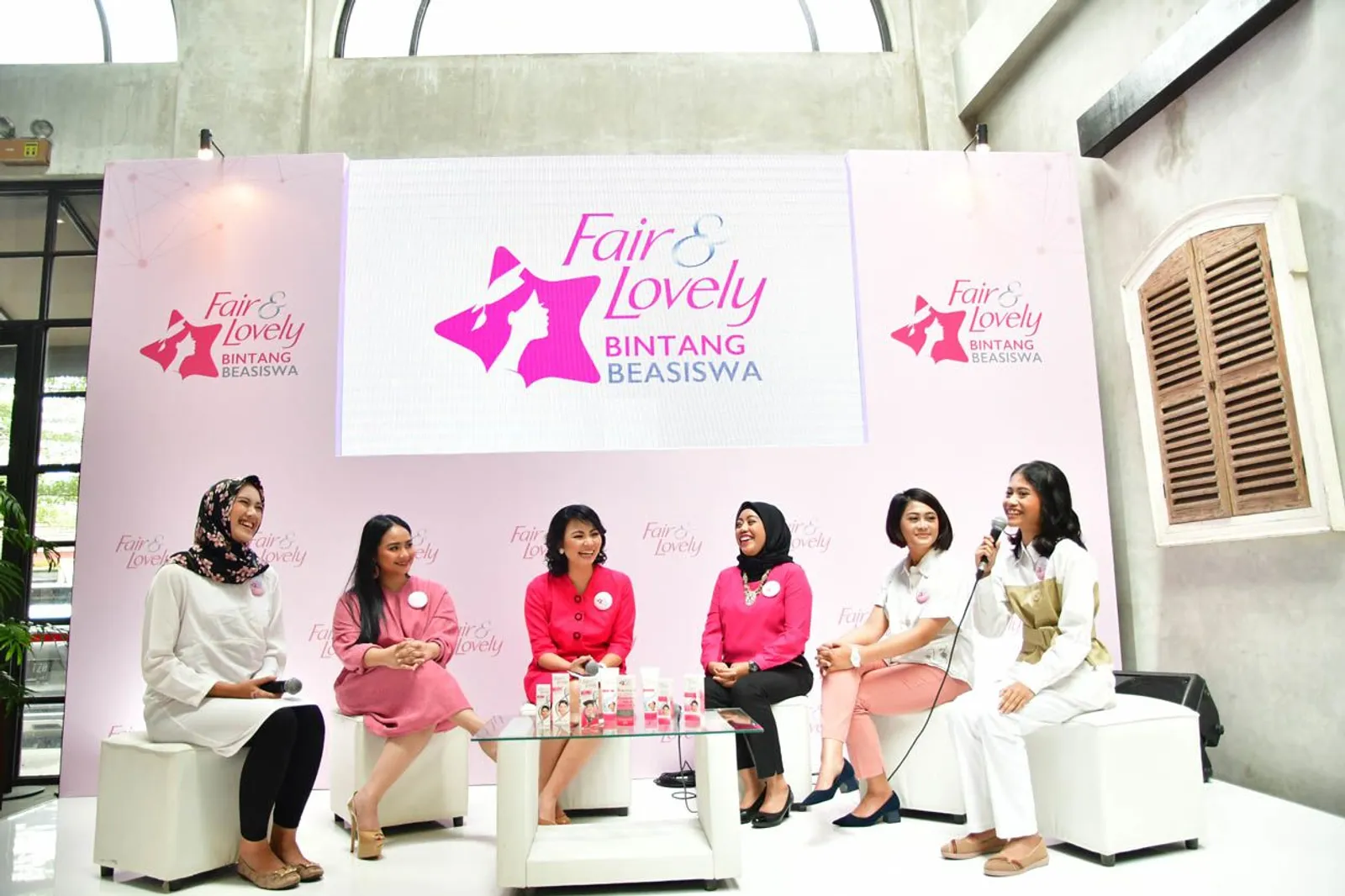 Siapkan Perempuan di Dunia Kerja, Brand Kecantikan Ini Beri Beasiswa