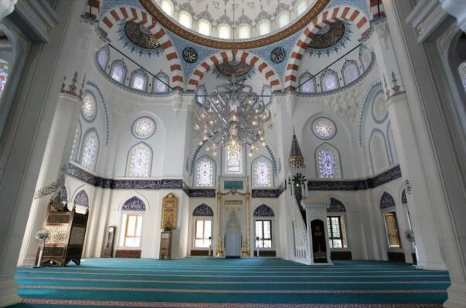 Bukan Milik Reino Barack, Ini Sejarah dan Fakta Masjid Tokyo Camii 