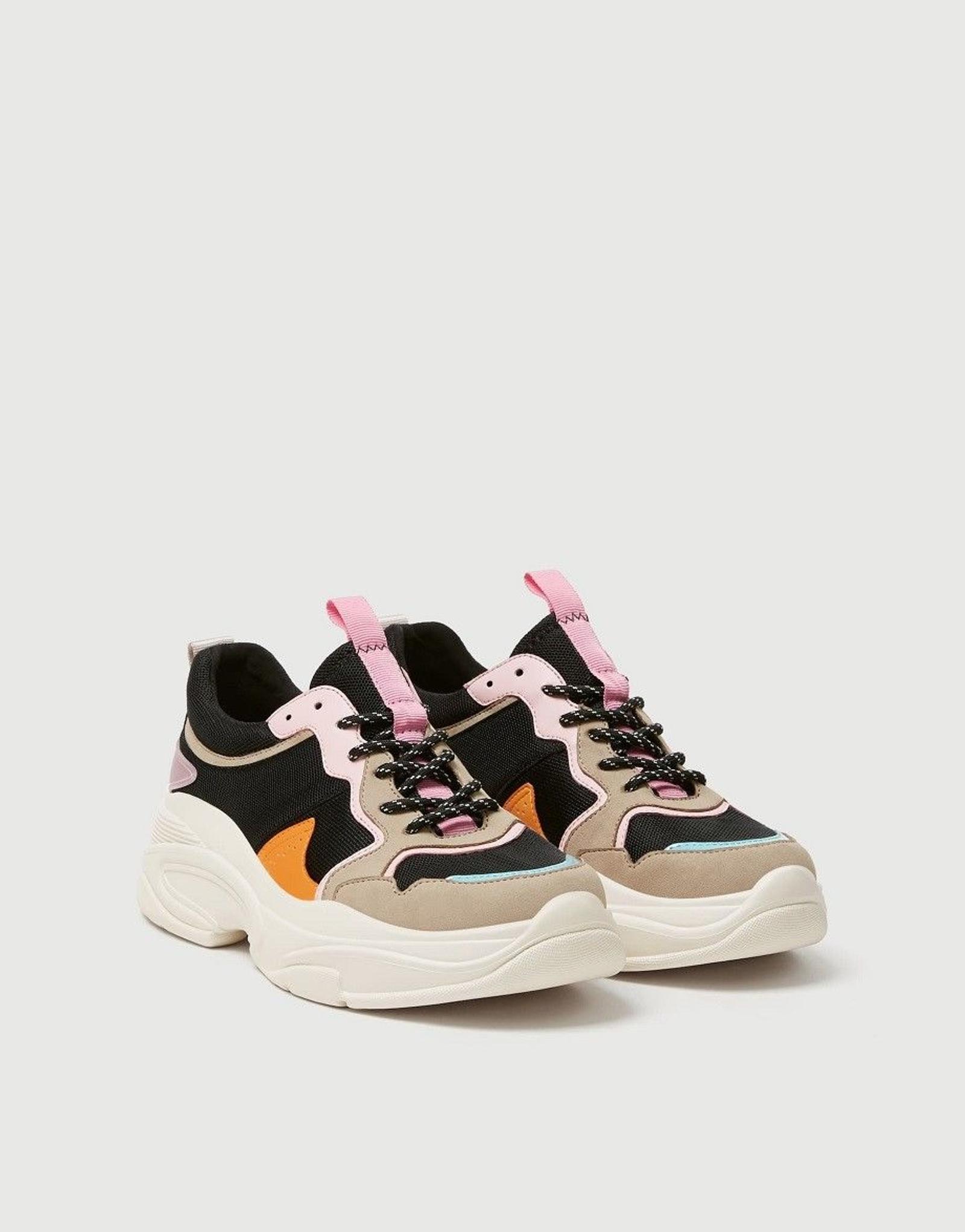 9 Sneakers Ini Bisa Bikin Penampilanmu 100% Cutie Chic!