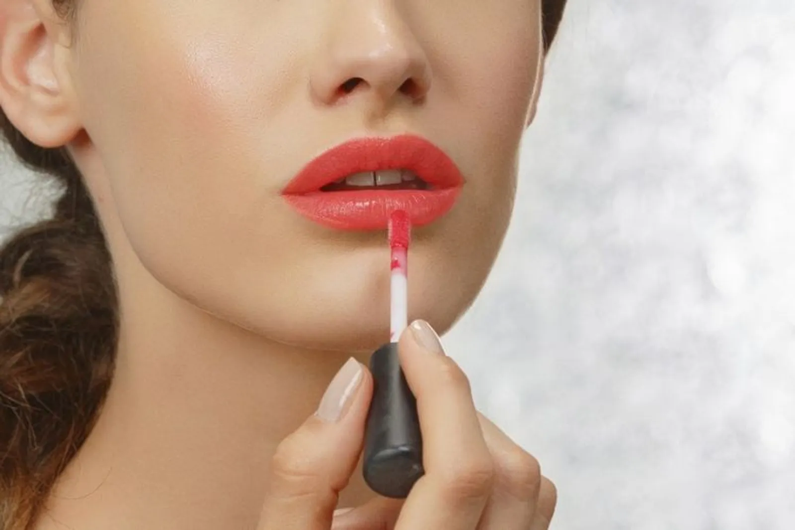 7 Rekomendasi Lip Gloss yang Harus Kamu Coba