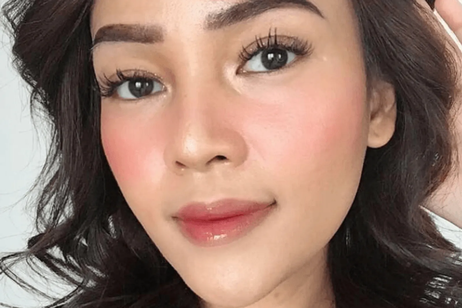 7 Beauty Vlogger dengan Makeup Korea yang Bisa Kamu Tiru