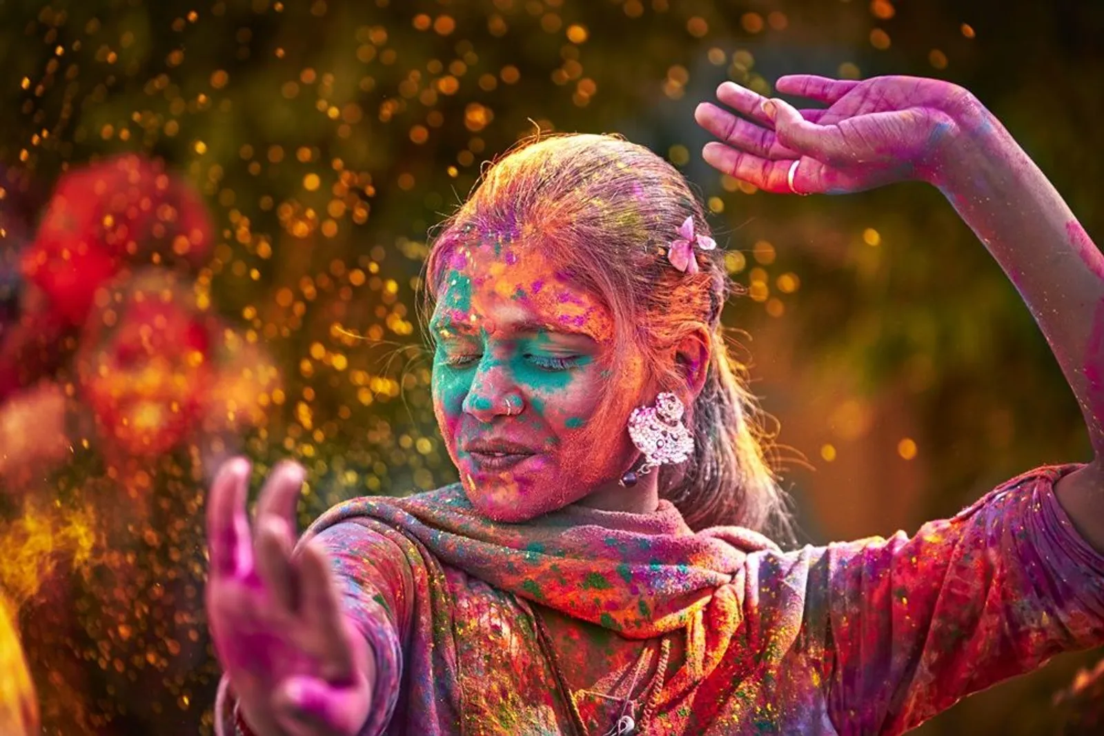 Sarat Makna, Ini Legenda Festival Holi di India 