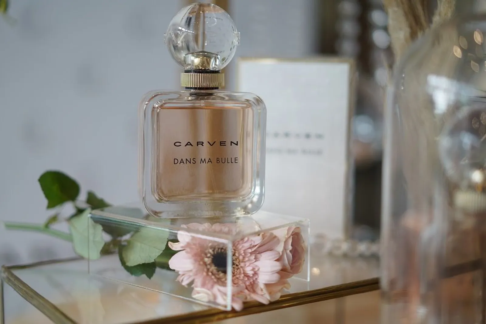 Carven Rilis Seri Parfum Terbaru dengan Aroma Floral yang Memikat