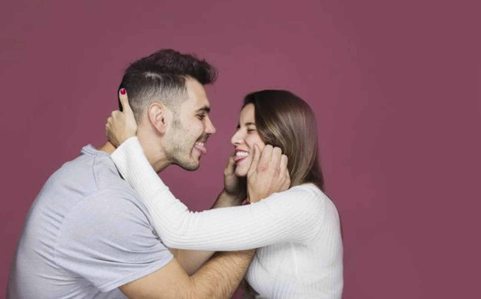 Kata-Kata Rindu Romantis Buat Pacar Ini Bikin Kamu Tambah Lengket