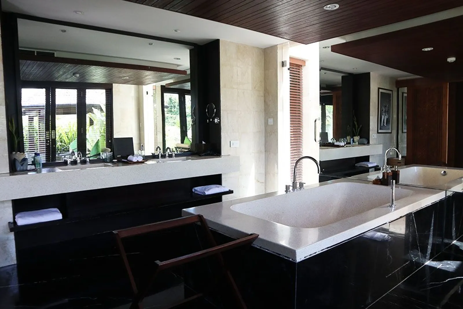 Review: The Sanctoo Villas & Spa, Destinasi Bulan Madu Komplet di Bali