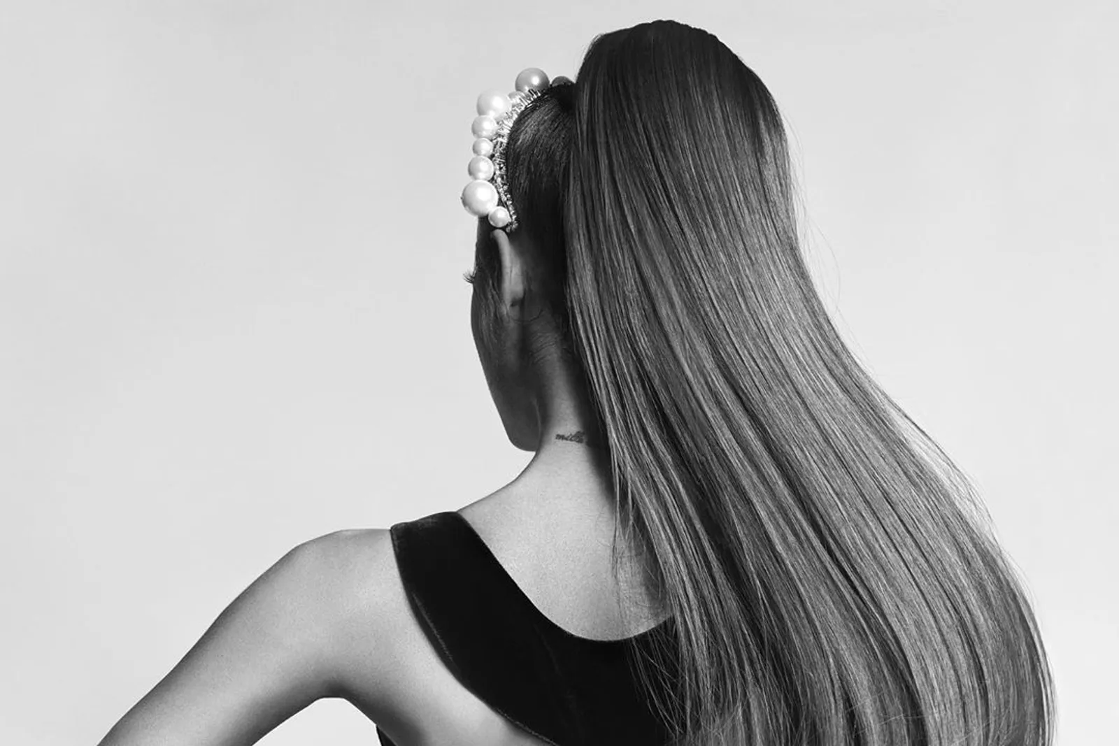 Ariana Grande Terpilih Sebagai Wajah Baru Givenchy