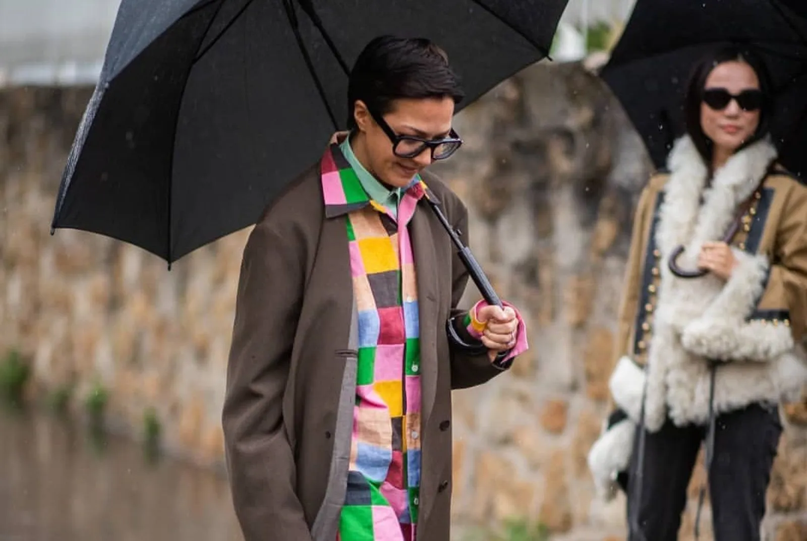 5 Model Baju Musim Gugur yang Aman Dipakai Oleh Netizen +62!
