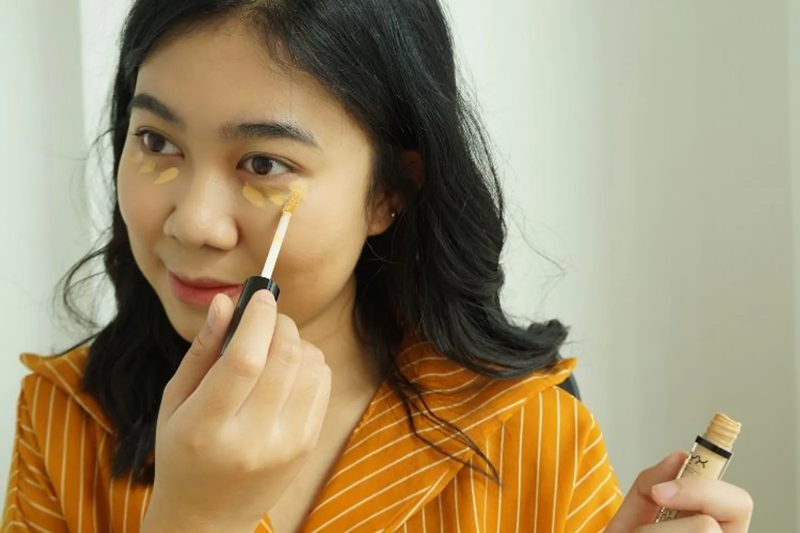 7 Langkah Makeup Flawless untuk Kamu yang Memiliki Kulit Berjerawat