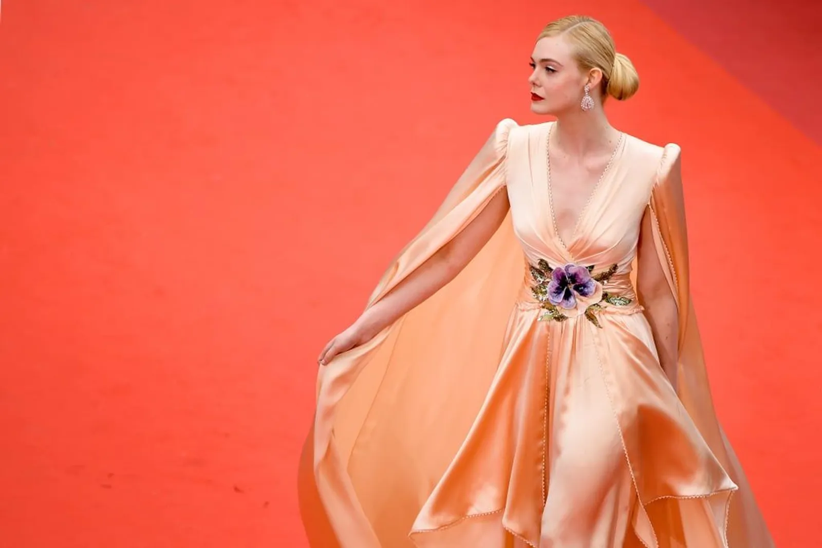 10 Gaya Terbaik di Red Carpet Cannes Film Festival 2019