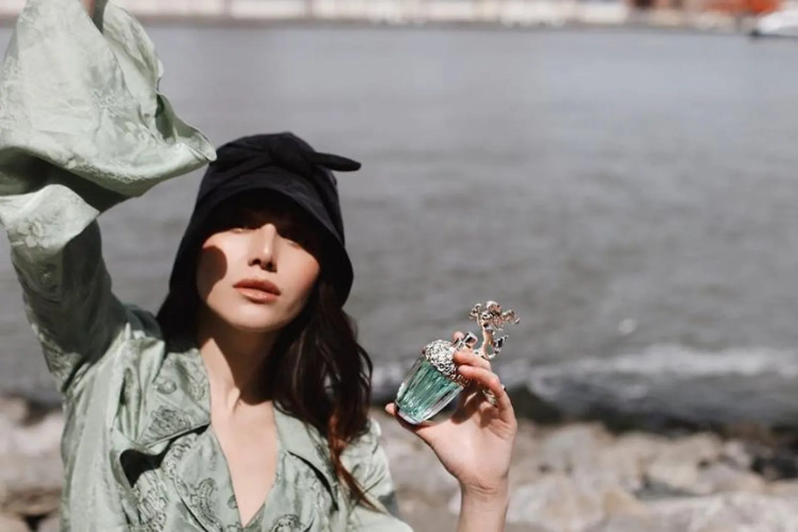 Terinspirasi Laut dan Putri Duyung, Ini Parfum Terbaru dari Anna Sui