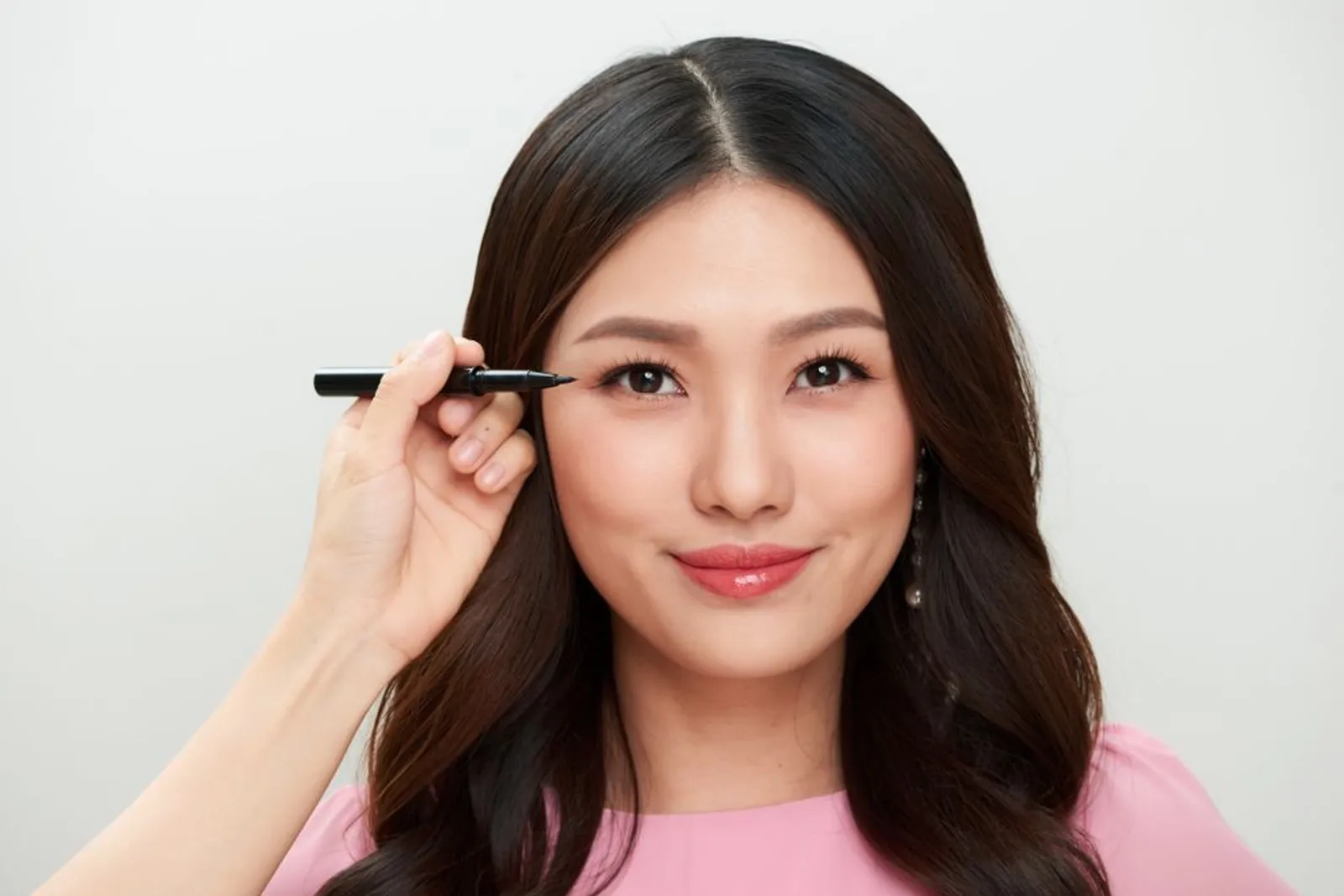 Kreatif Yuk! Ini 6 Produk Makeup Multifungsi dengan Harga Terjangkau