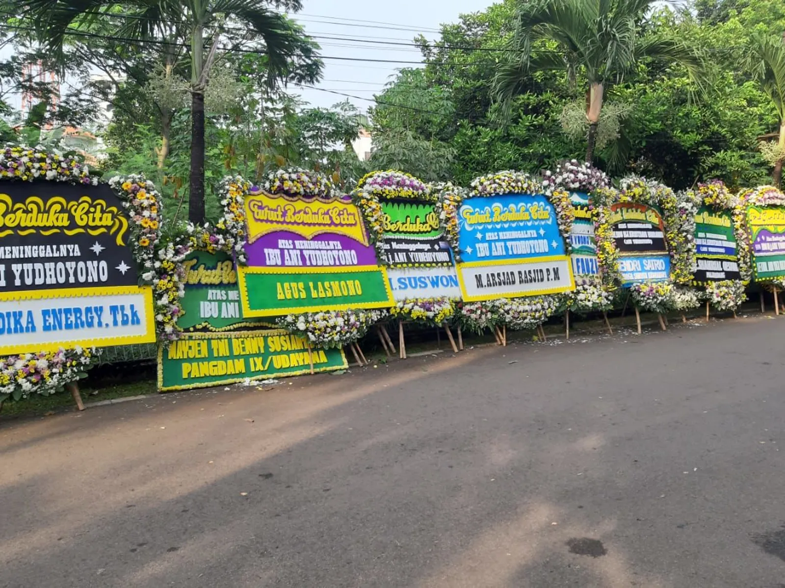 Penuh Haru, Ini Suasana Pemakaman Ani Yudhoyono di TMP Kalibata
