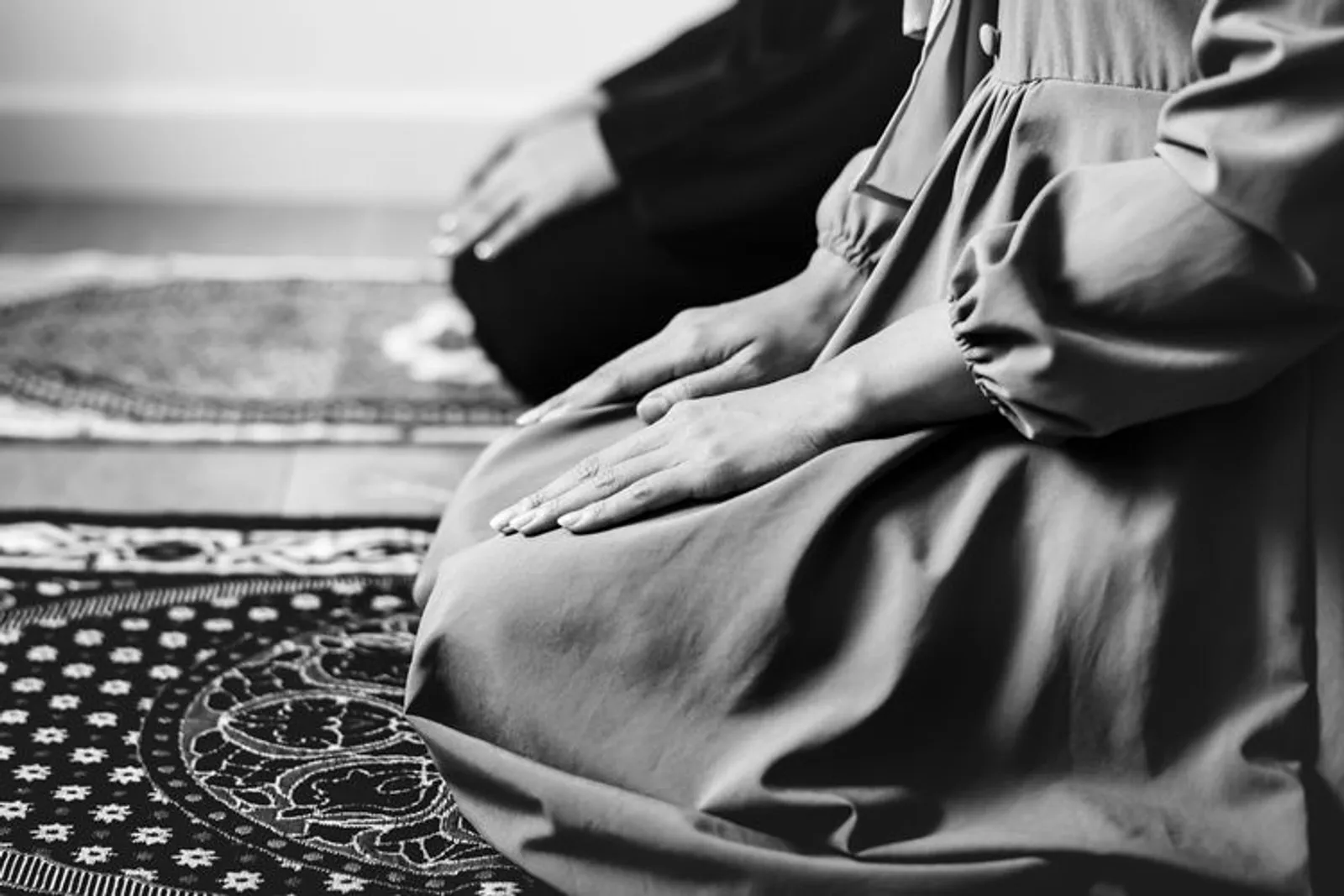 Doa Sebelum dan Sesudah Berhubungan Suami Istri