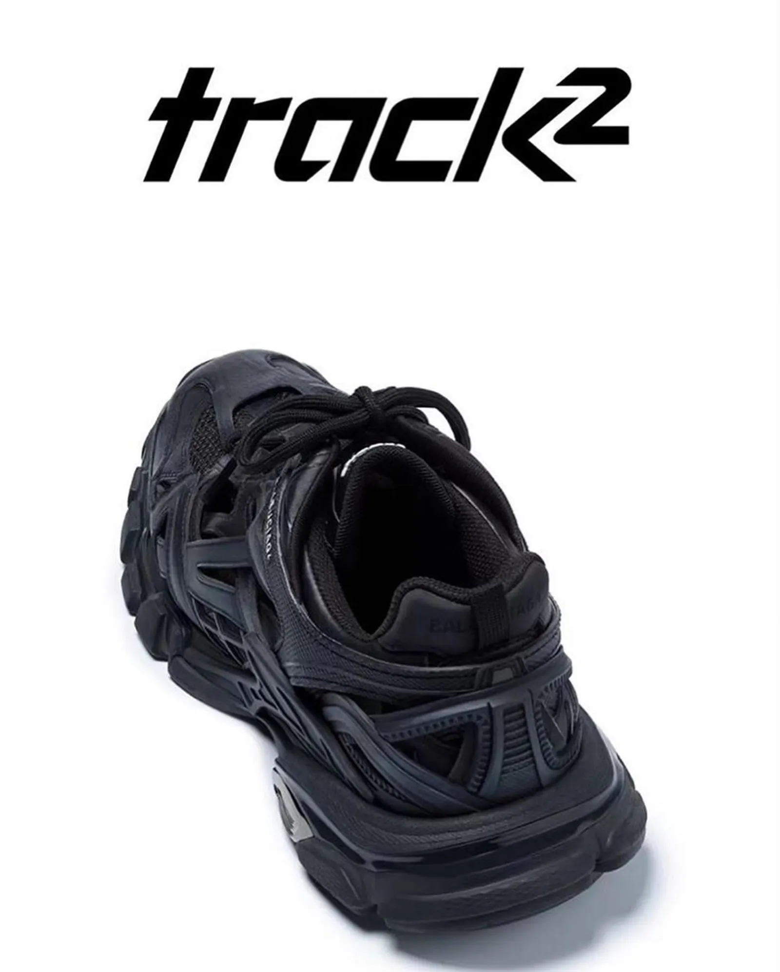 Detail Keren dari Sepatu Trainer Balenciaga Track.2!