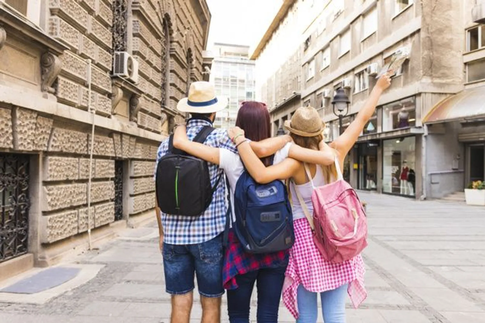 Tips Hemat Traveling untuk Mahasiswa