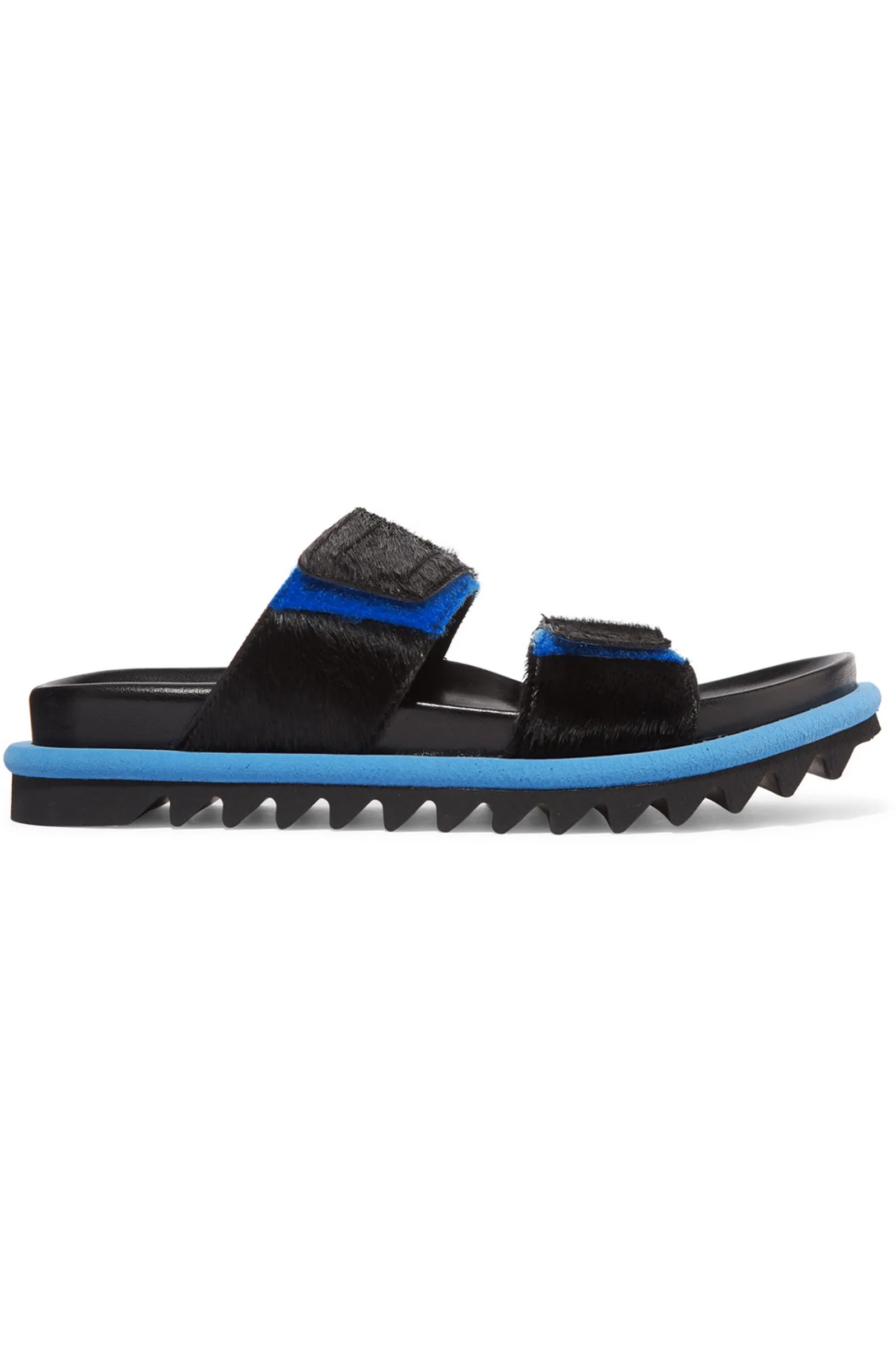 #PopbelaOOTD: Sandal Musim Panas yang Fun