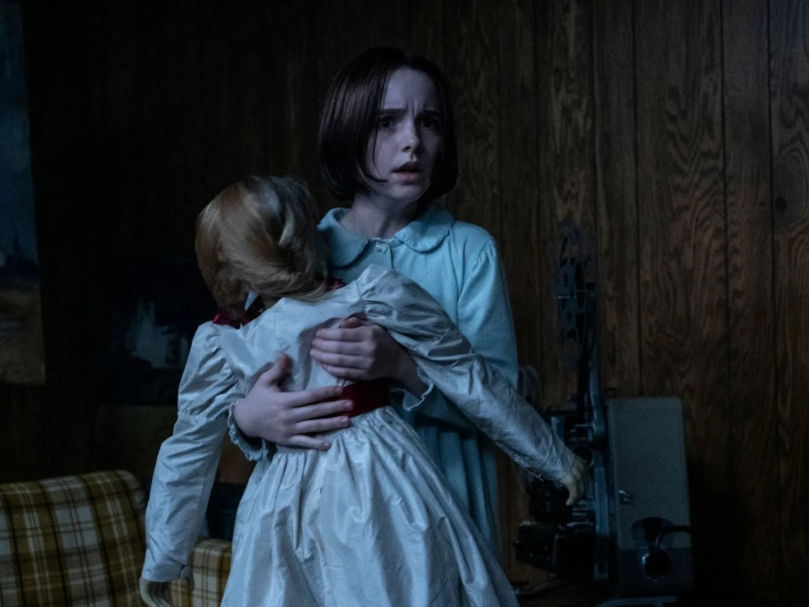 Review Film Annabelle Comes Home: Conjuring Universe yang Nggak Seram