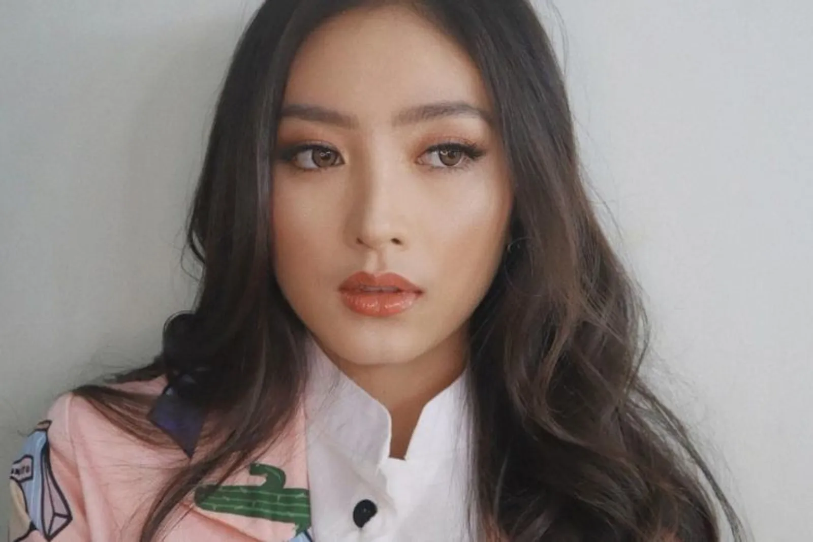 Mirip Artis Korea, Intip 7 Gaya Makeup Natasha Wilona