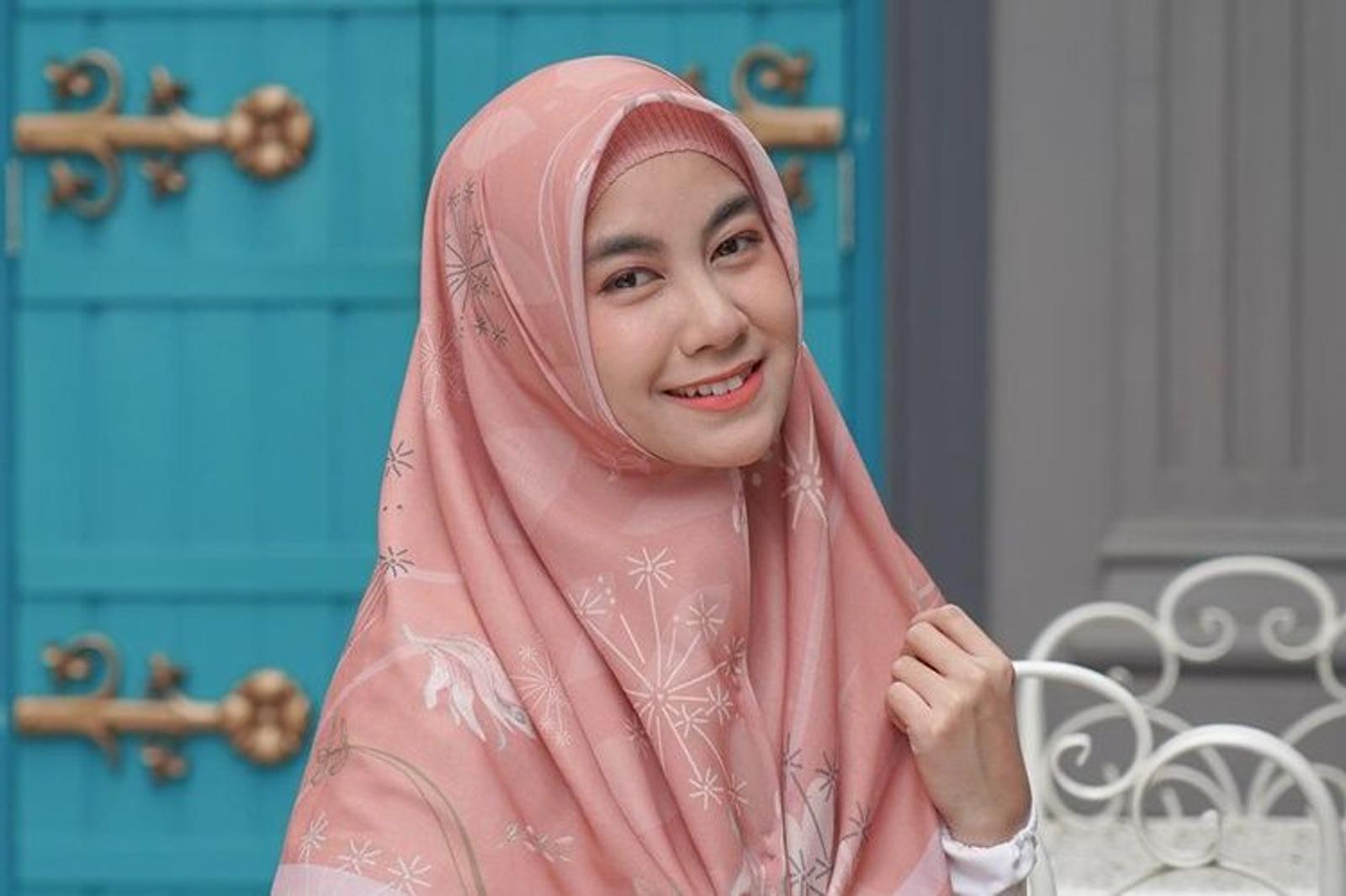 7 Perempuan yang Pernah Hadir di Hidup Rizky Nazar, Ada Syifa Hadju!