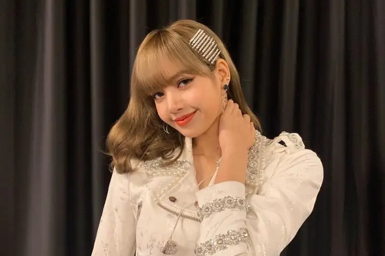 Bikin Makin Ngefans, Begini Rambut Baru Lisa BLACKPINK