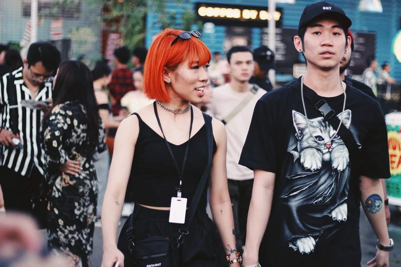 Potret Street Style di We The Fest 2019 - Day 2