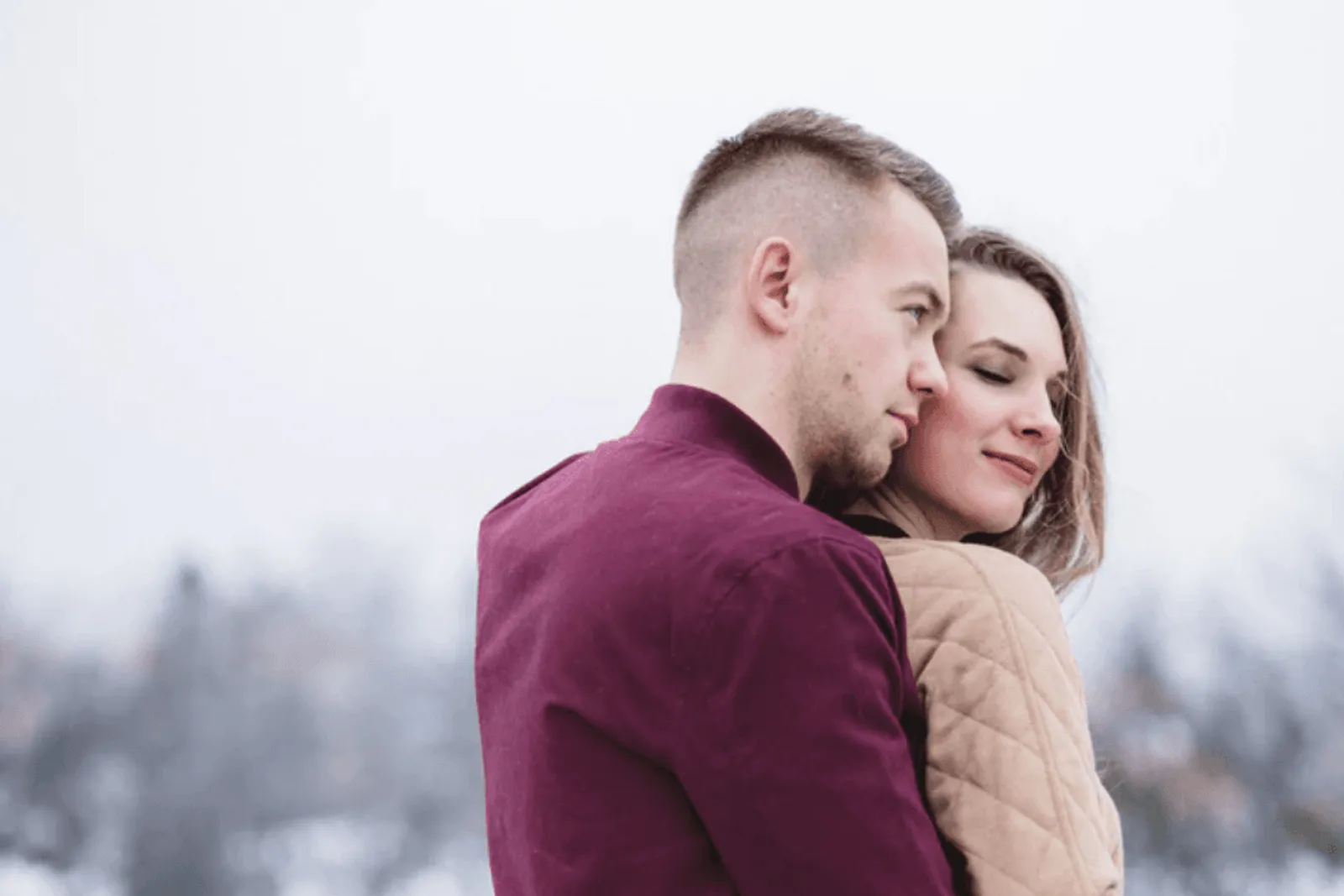 12 Pujian Terbaik dan Terburuk Bagi Perempuan