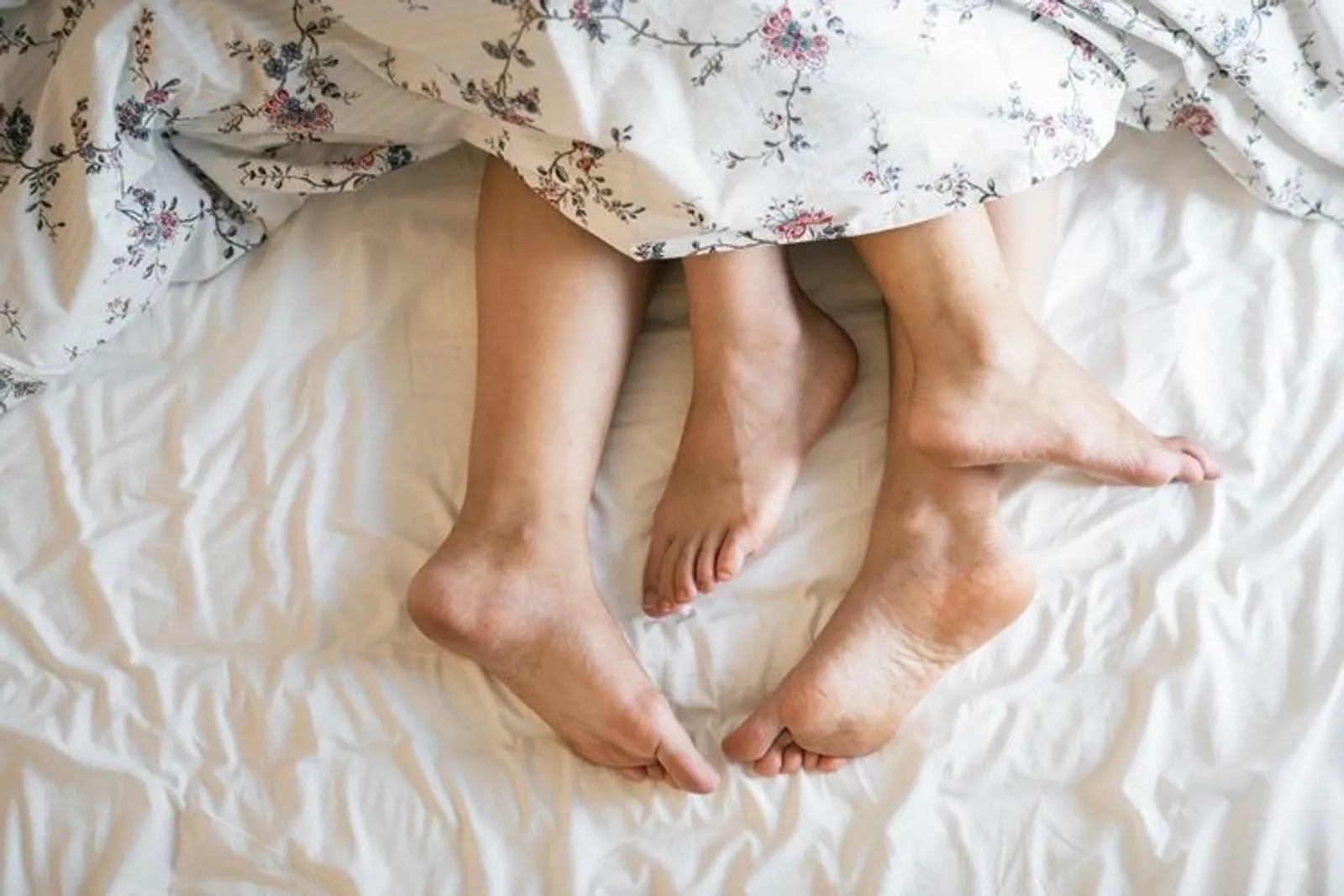 7 Cara Merangsang Klitoris yang Membuat Perempuan Orgasme