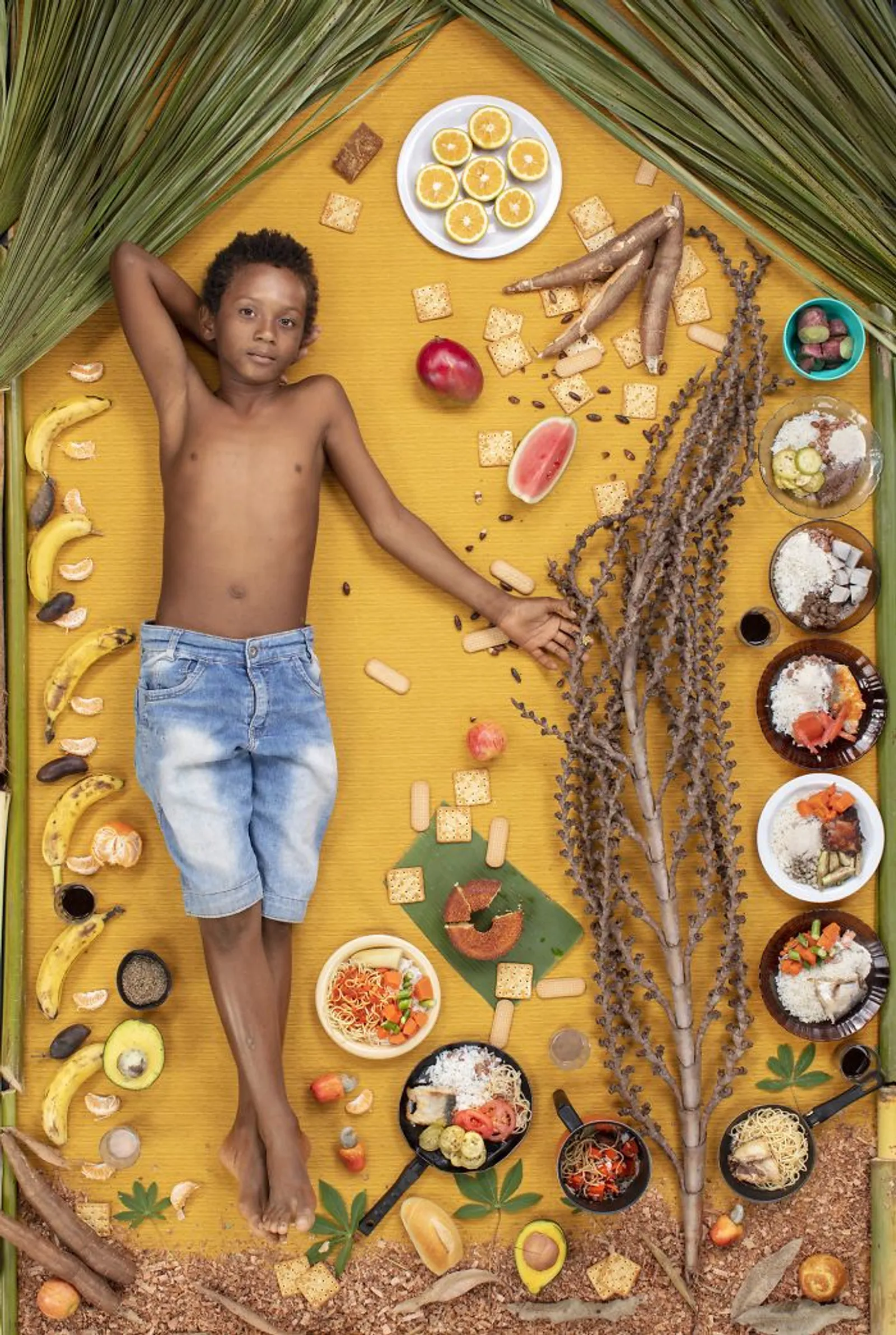 Deretan Foto Anak-Anak Beserta Makanan Berbagai Dunia
