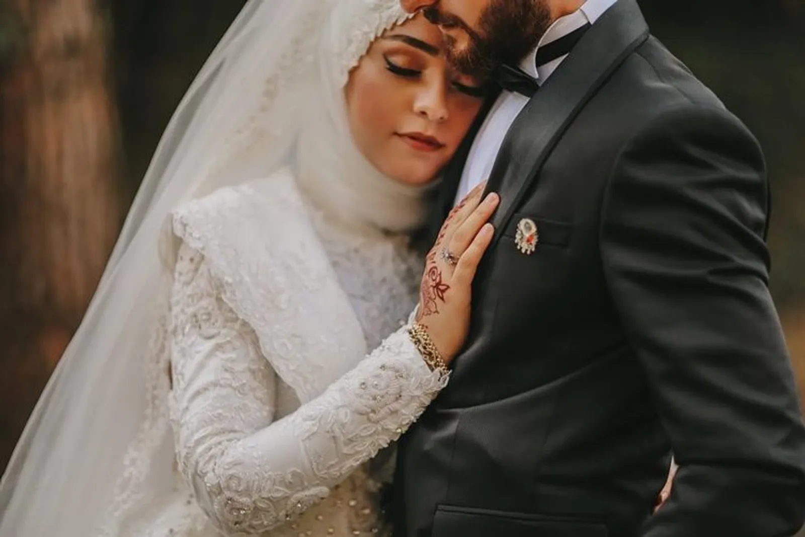 40 Ucapan Happy Anniversary Pernikahan Islami Ini Bikin Hati Adem
