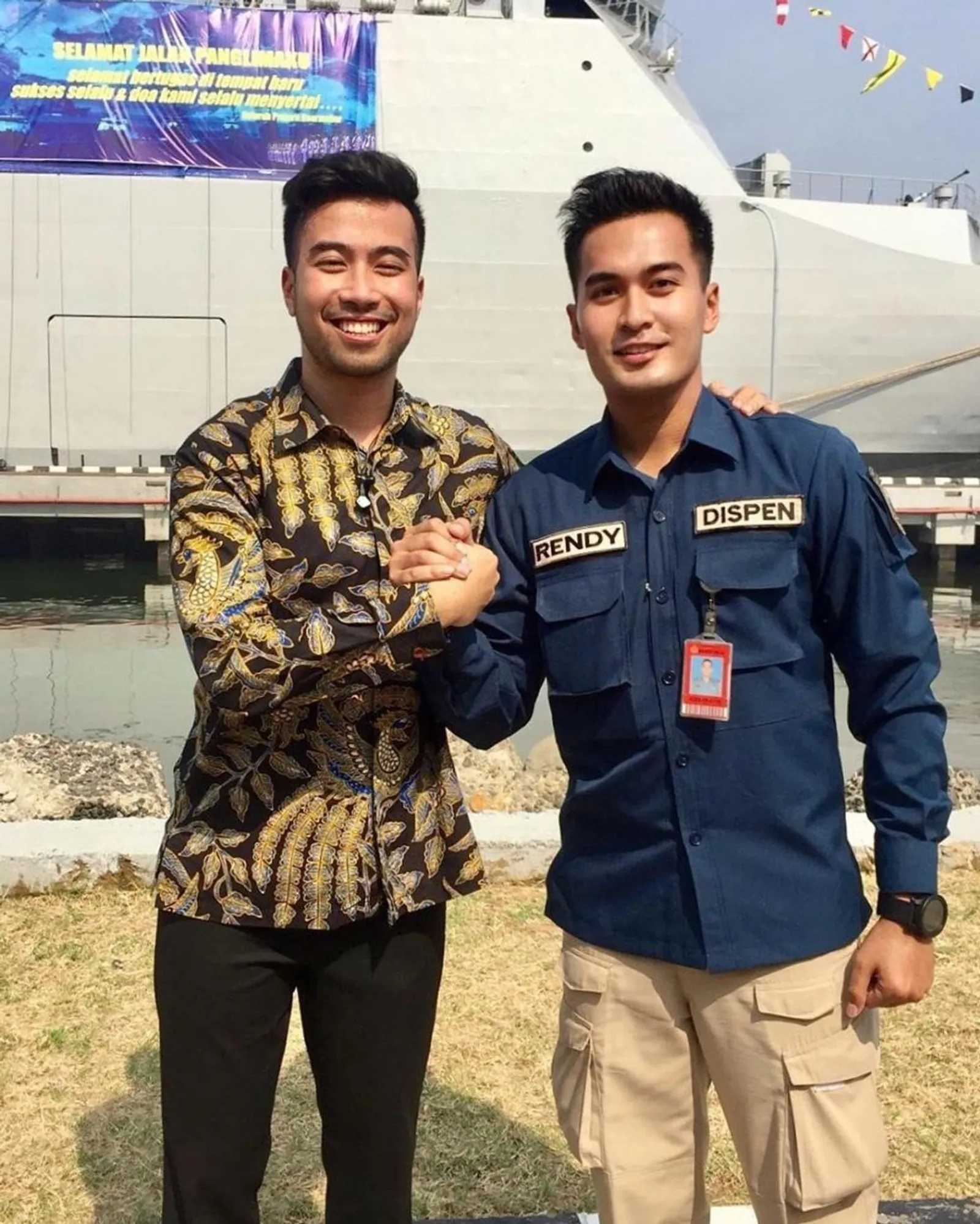Kini Jadi TNI AL, 10 Potret Terbaru Rendy "Ganteng-Ganteng Serigala"