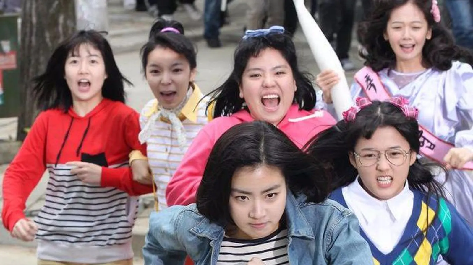 Film "Bebas", Adaptasi Film Korea Selatan yang Sarat Lokal Konten