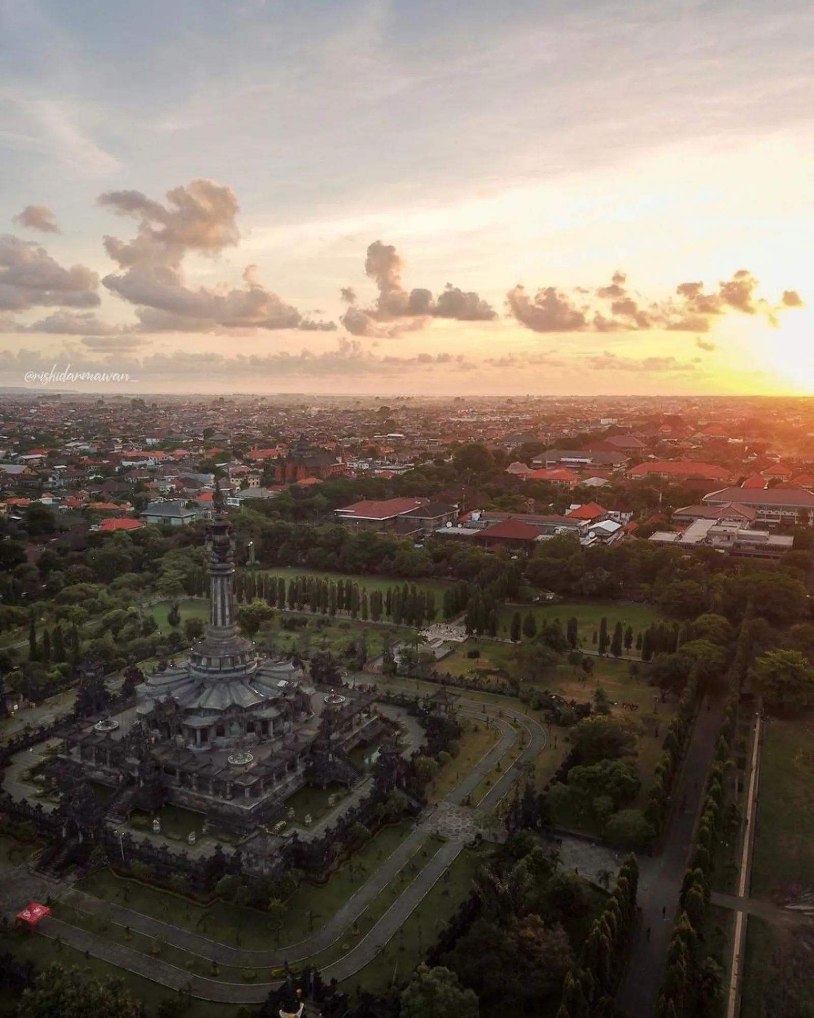20 Julukan Unik Kota-Kota di Indonesia, Sarat Makna dan Sejarah