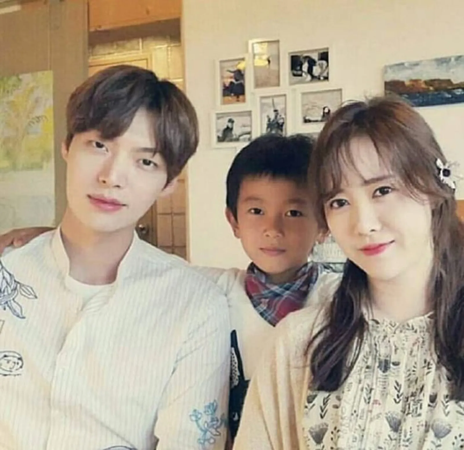 Ada yang Janggal, Ini Kronologi Perceraian Goo Hye Sun & Ahn Jae Hyun