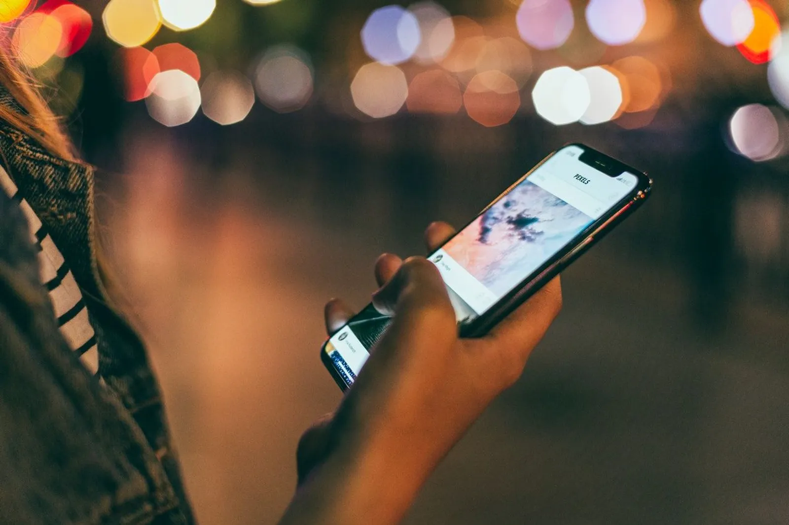 7 Cara Merawat Layar Sentuh Smartphone 
Supaya Senantiasa Awet 