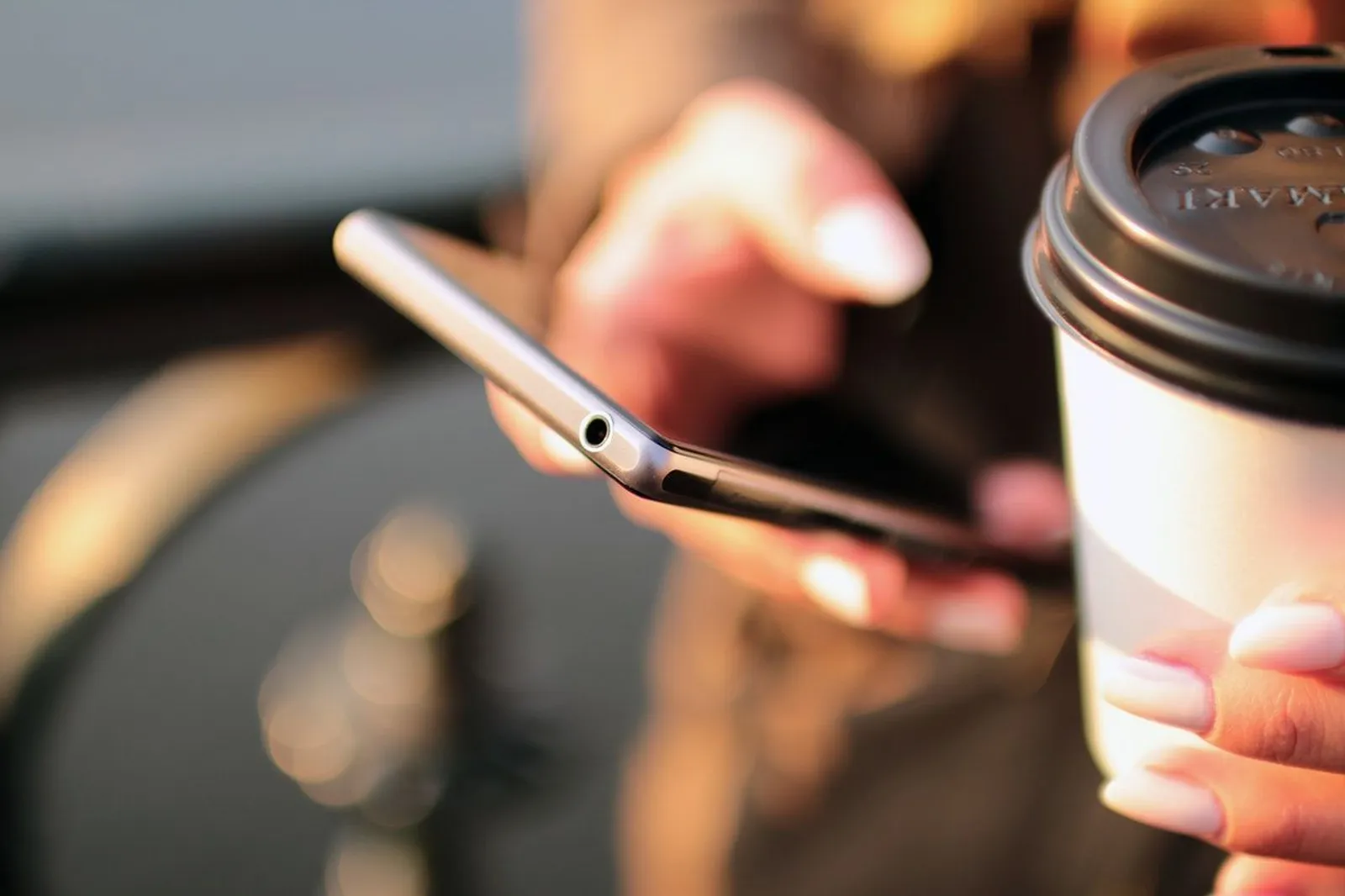7 Cara Merawat Layar Sentuh Smartphone 
Supaya Senantiasa Awet 