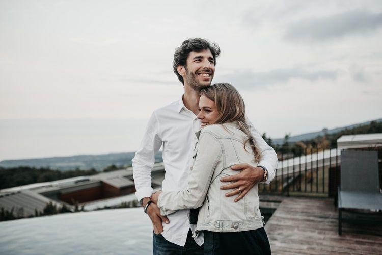 Urutan Zodiak dari yang Romantis sampai Cuek, Pacarmu Nomor Berapa?