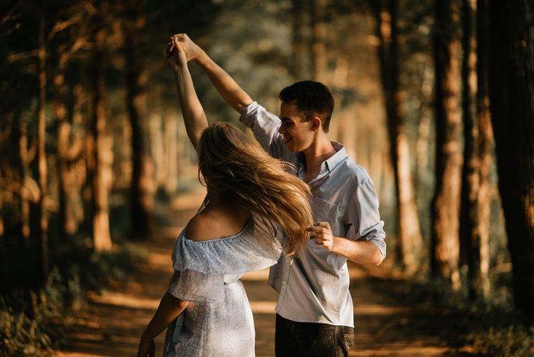 Urutan Zodiak dari yang Romantis sampai Cuek, Pacarmu Nomor Berapa?
