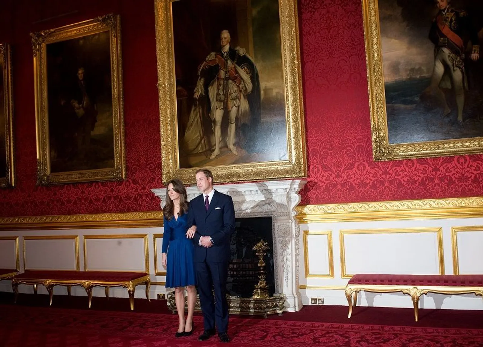7 Perbedaan Mencolok Keluarga William-Kate dan Harry-Meghan