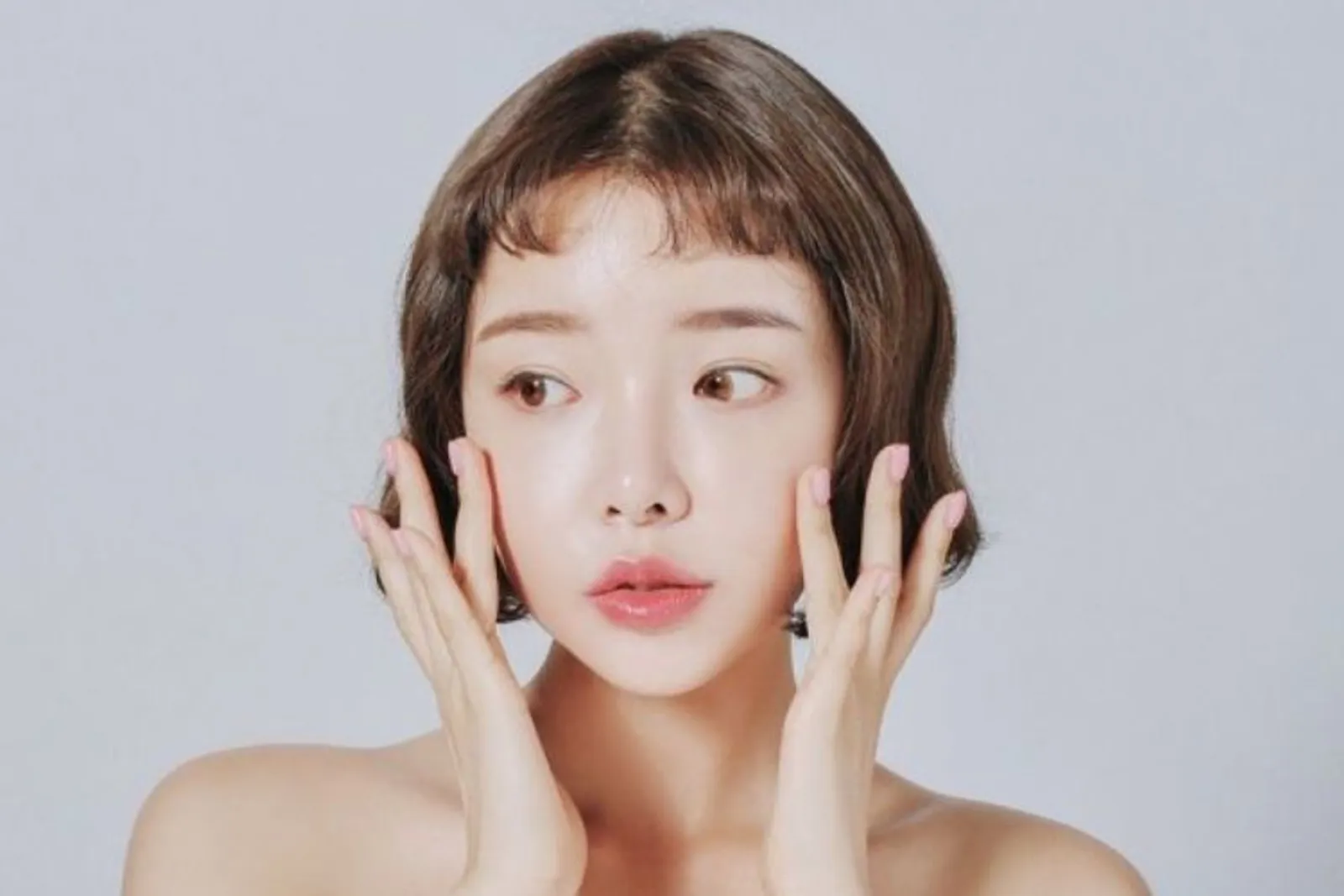 Dari Dewy Hingga Glass Skin, Ini Perbedaan Hasil Akhir Makeup Korea