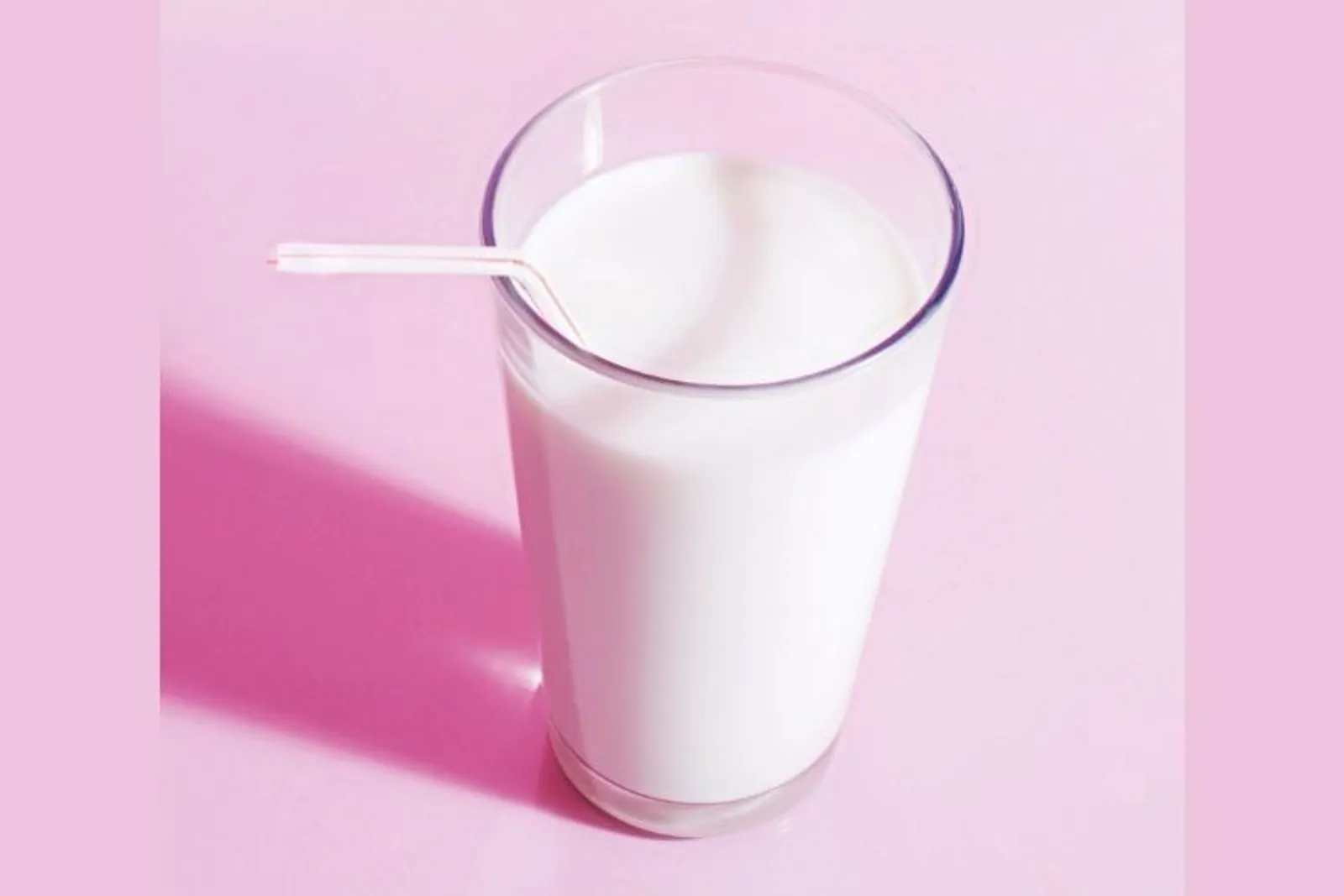 Bukan Cuma Buat Tulang, Inilah Manfaat Minum Susu yang Wajib Diketahui