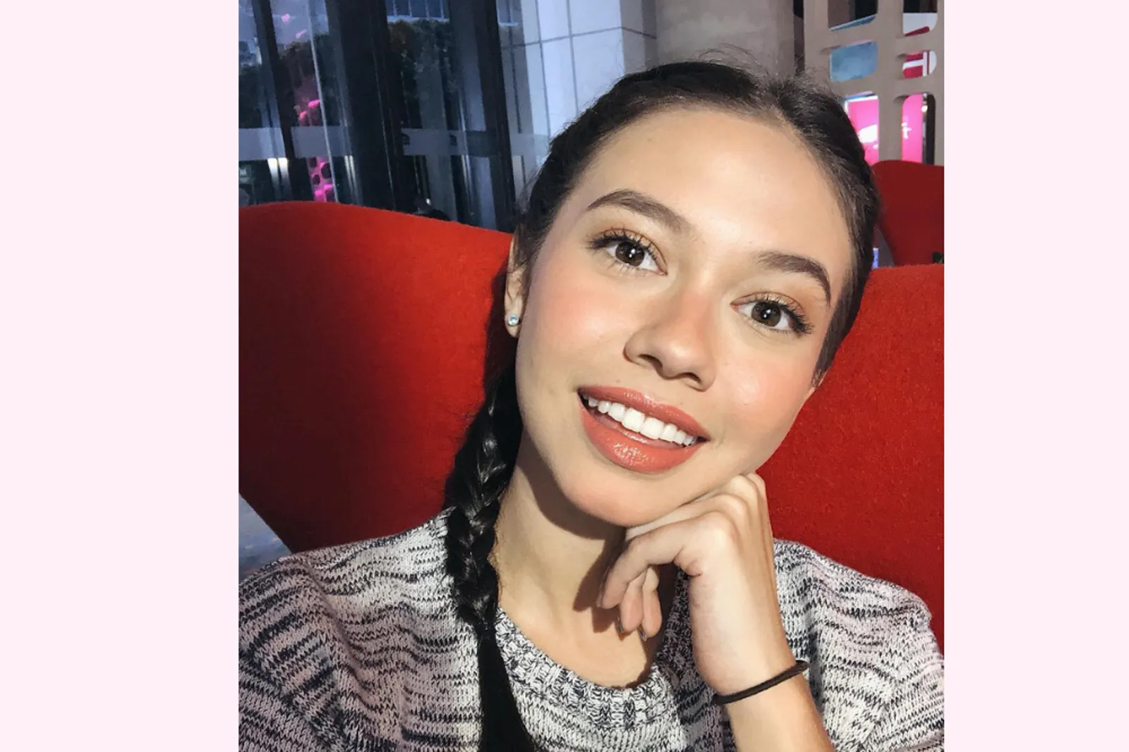7 Inspirasi Makeup untuk First Date dari Para Seleb Indonesia 
